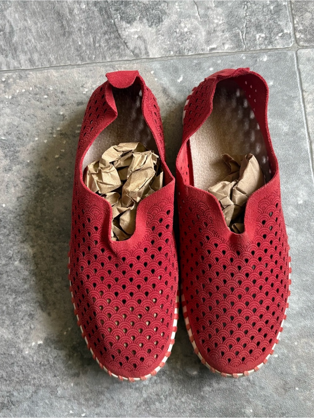 Isle Jacobsen Red Laser-Cut Slip-On Flats Size 37